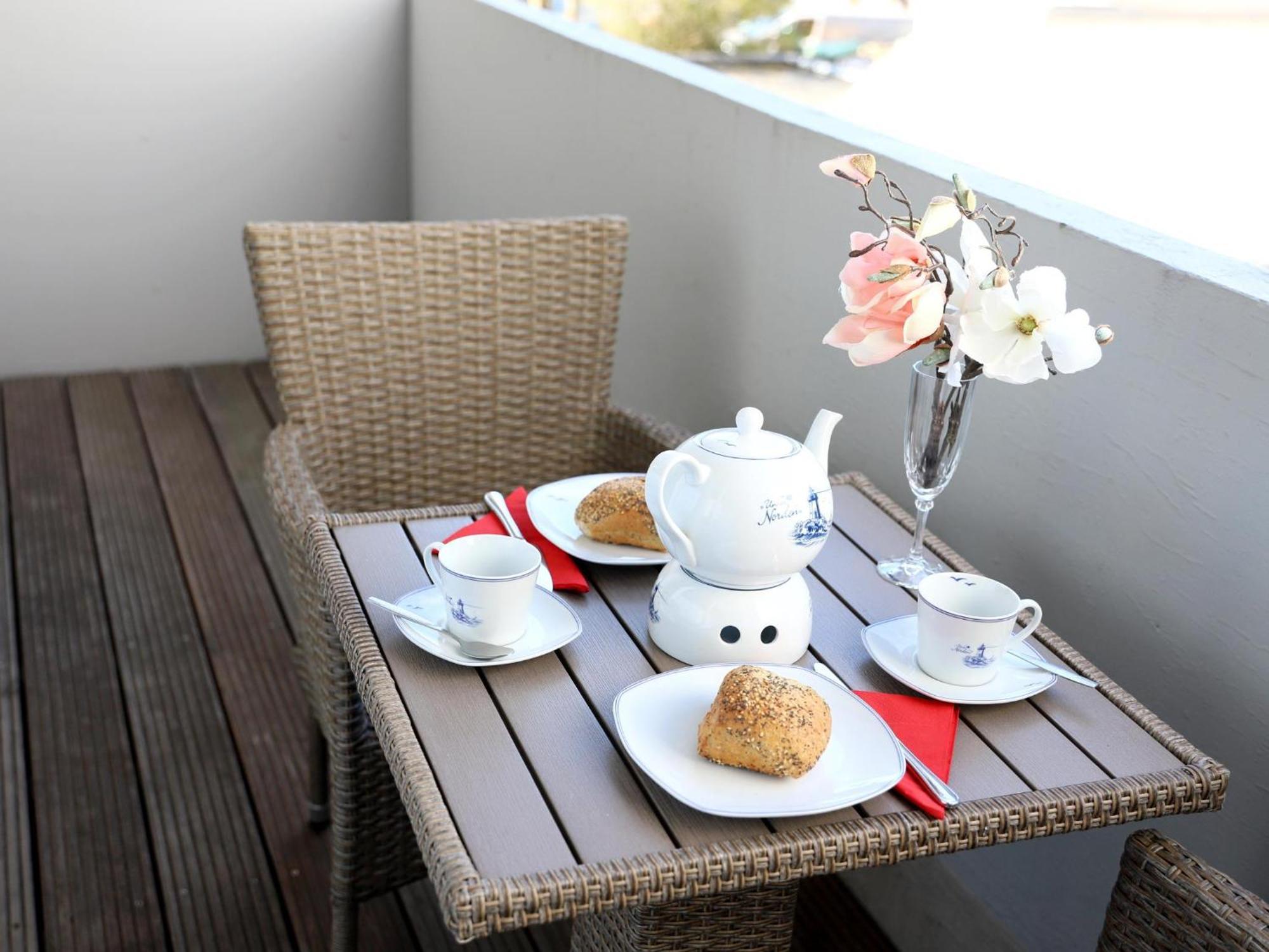 Hochwertiges Und Komfortables 1-zimmer-appartement Mit Balkon *
