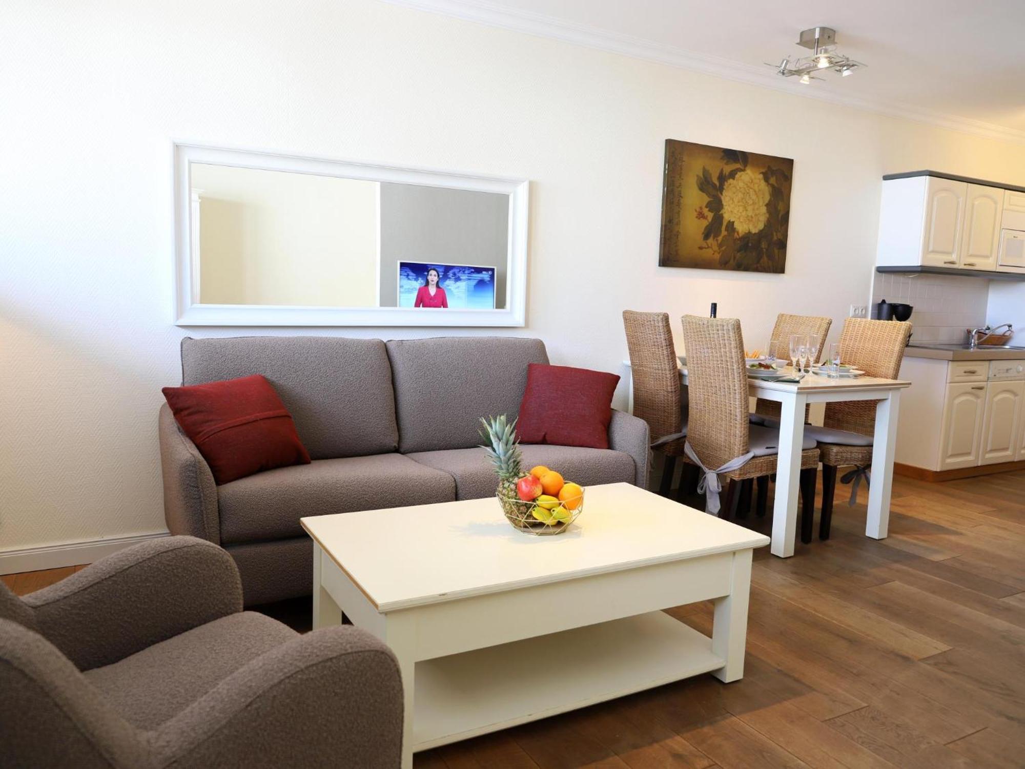 Hochwertiges Und Komfortables 1-zimmer-appartement Mit Balkon Westerland